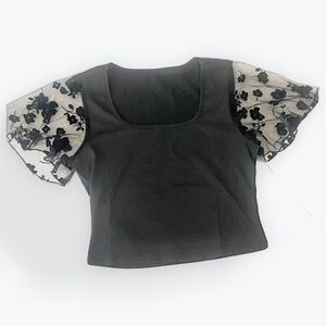 Girls Black top, L